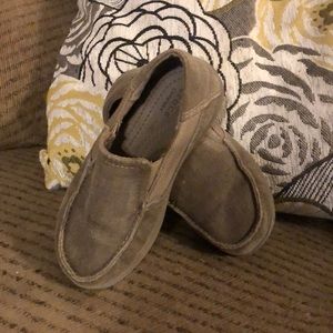 Crocs size 12 boys shoes
